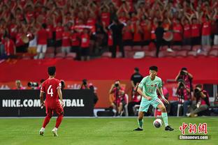 冯潇霆：国足历届亚洲杯都至少赢一场球，坚信这次也不例外